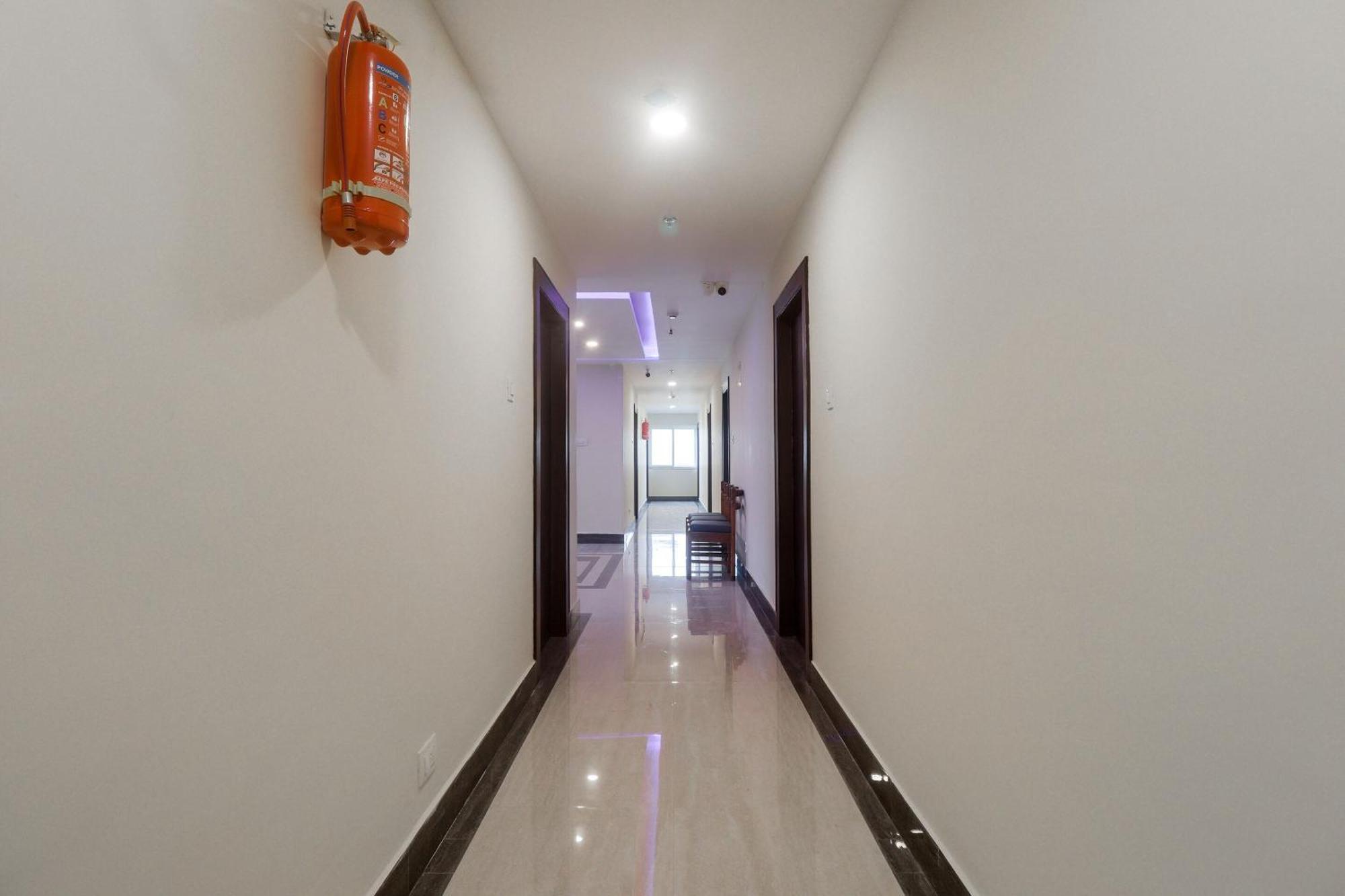 Hotel Townhouse Dj Grand Tirupati Exterior foto