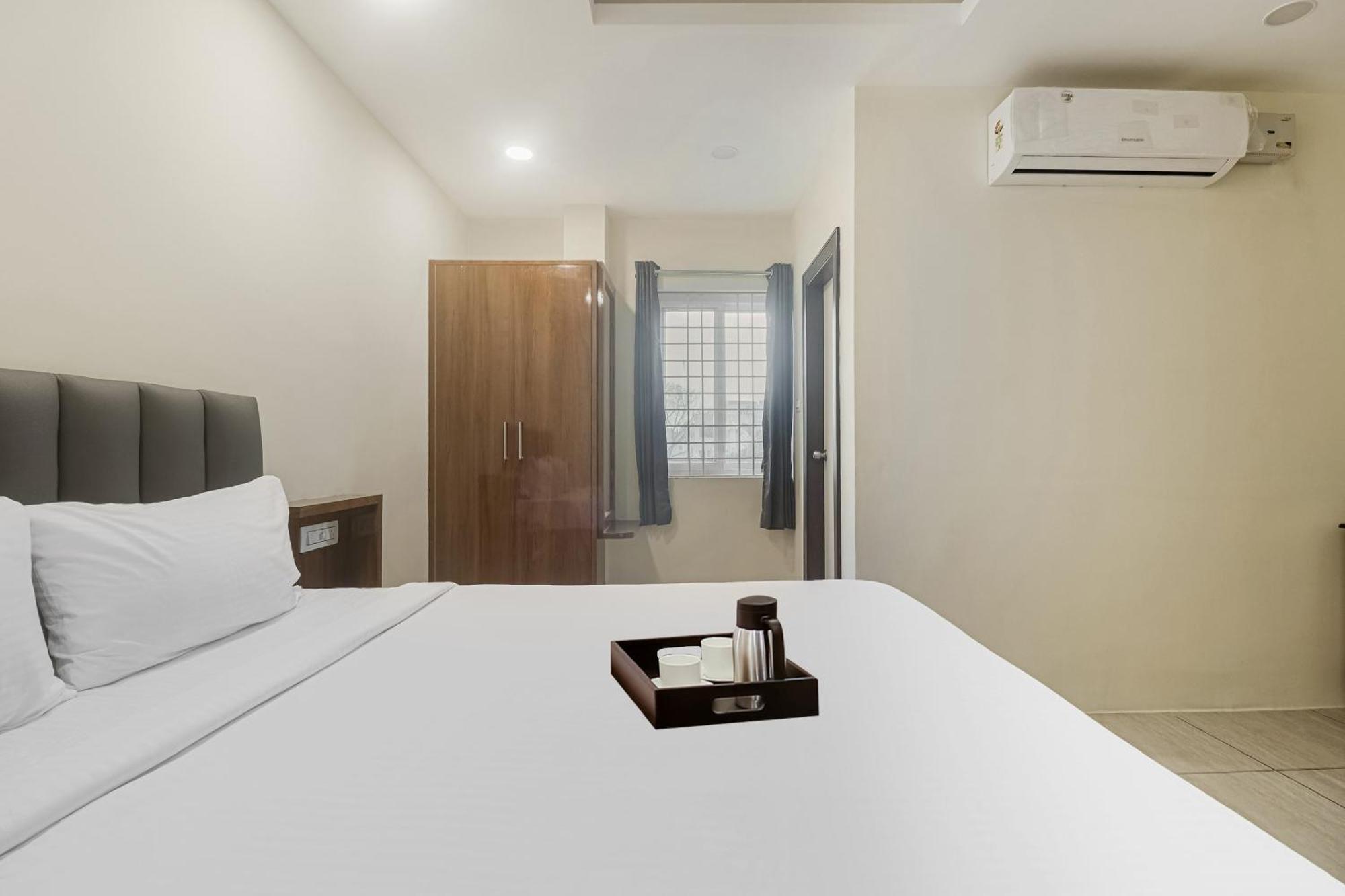 Hotel Townhouse Dj Grand Tirupati Exterior foto