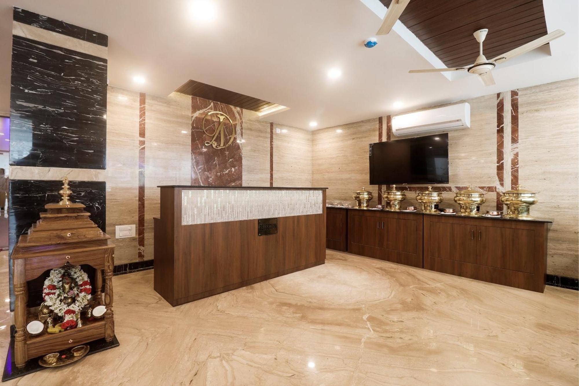 Hotel Townhouse Dj Grand Tirupati Exterior foto