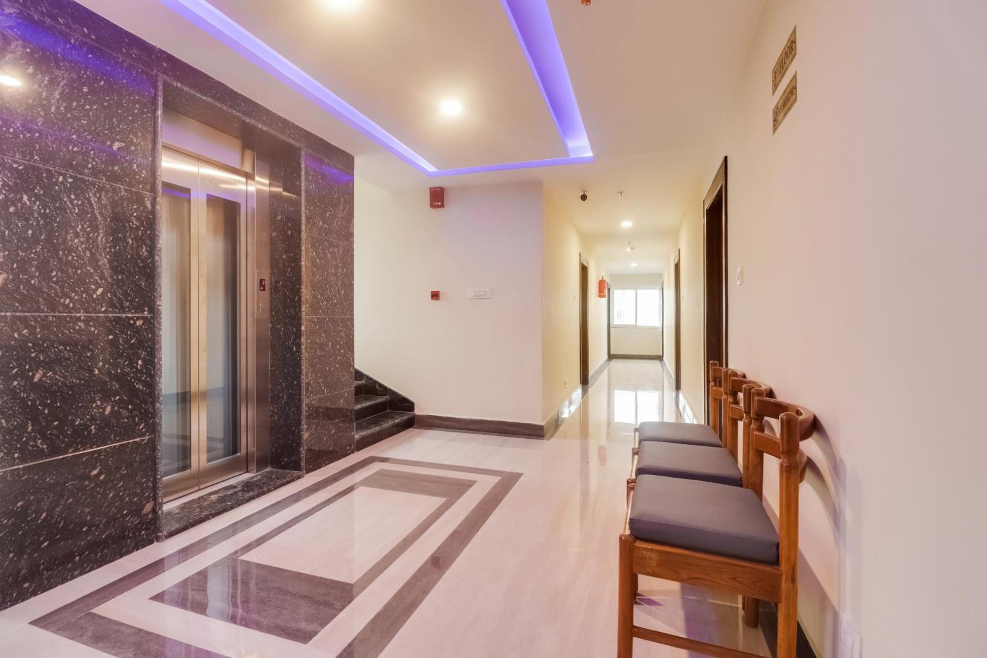 Hotel Townhouse Dj Grand Tirupati Exterior foto