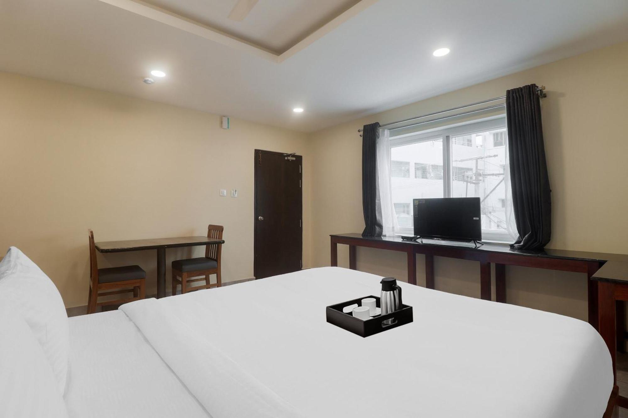 Hotel Townhouse Dj Grand Tirupati Exterior foto